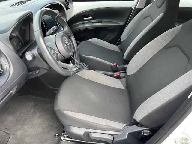 Toyota AYGO X 1.0 VVT-i S-CVT Play | Automaat | Airconditioning | Carplay | Parkeercamera | Adaptive cruise control |