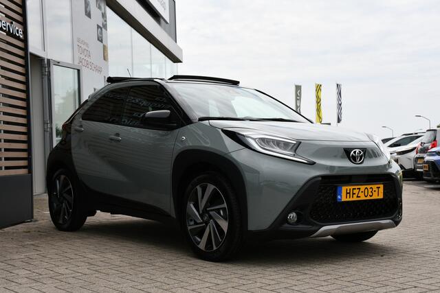 Toyota AYGO X 1.0 VVT-i S-CVT Envy Automaat 72pk | Aangepast naar handgas/rem | Elektrisch vouwdak | Parkeersensoren |