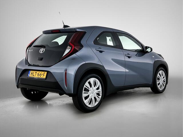 Toyota AYGO X 1.0 VVT-i MT Play