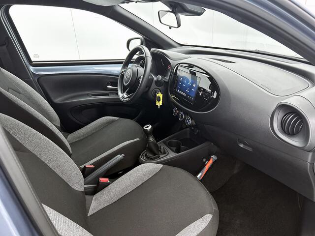 Toyota AYGO X 1.0 VVT-i MT Play