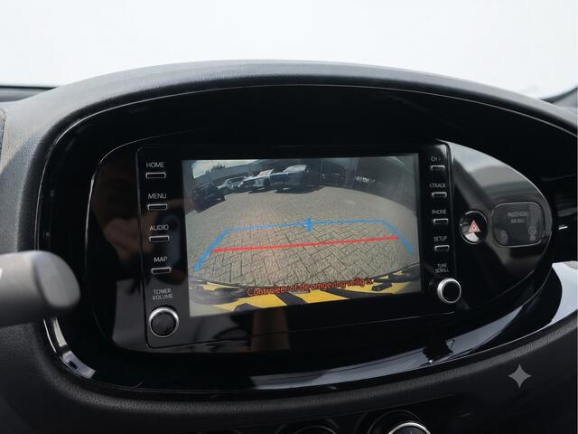 Toyota AYGO X 1.0 VVT-i MT Play | Stoelverwarming | Apple Carplay/ Android Auto | Achteruitrijcamera | Adaptive Cruise Control