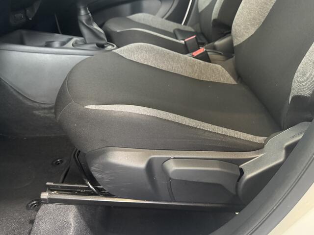 Toyota AYGO X 1.0 VVT-i MT first | CarPlay | ACC | LED | LM Velgen |