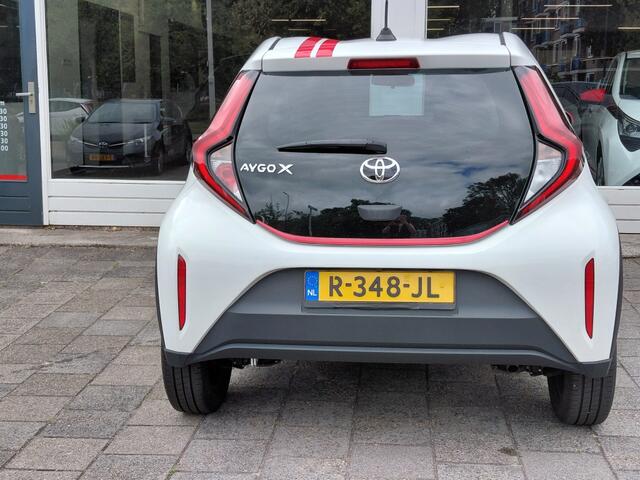 Toyota AYGO X 1.0 VVT-i MT Play