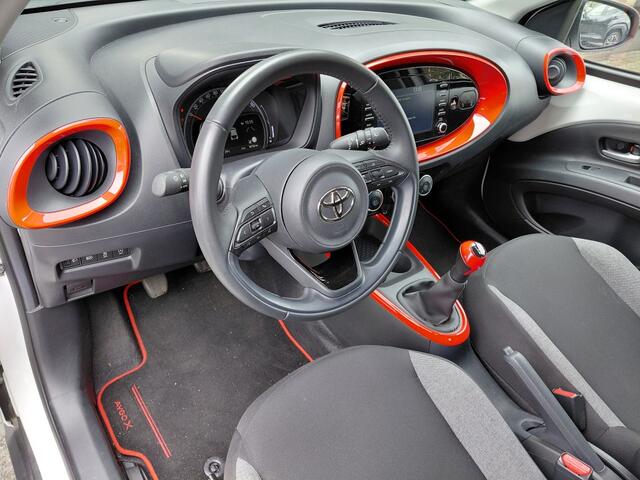 Toyota AYGO X 1.0 VVT-i MT Play