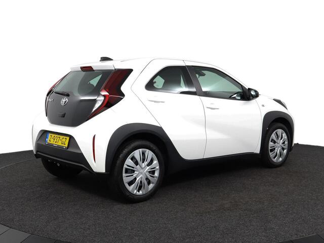 Toyota AYGO X 1.0 VVT-i MT Play | Apple Carplay/Android Auto |