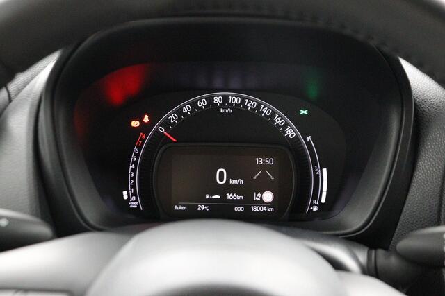 Toyota AYGO X 1.0 VVT-i MT Play | Apple Carplay/Android Auto |