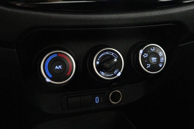 Toyota AYGO X 1.0 VVT-i MT Play | Apple Carplay/Android Auto |