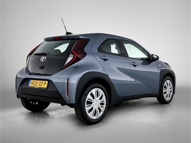 Toyota AYGO X 1.0 VVT-i S-CVT Play