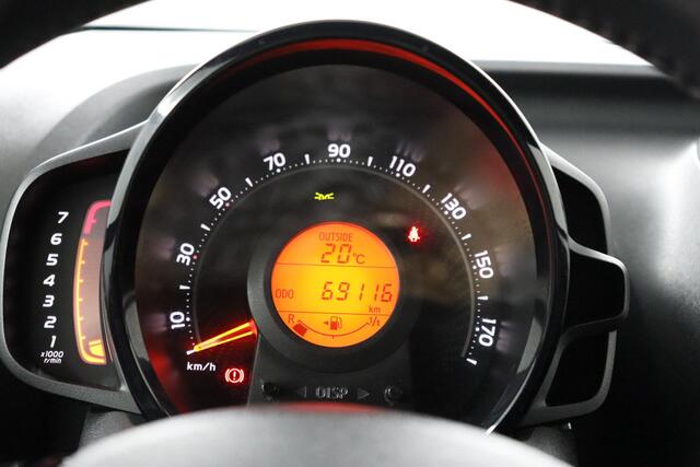 Toyota AYGO 1.0 VVT-i x-cite ultimate | Climate control | Licht metalen velgen | Automatische verlichting |