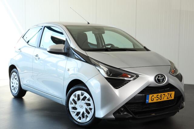 Toyota AYGO 1.0 VVT-i X-Play, Android auto, Carplay