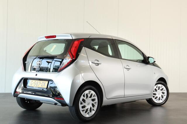 Toyota AYGO 1.0 VVT-i X-Play, Android auto, Carplay