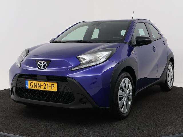 Toyota AYGO X 1.0 VVT-i MT Play | Apple CarPlay / Android Auto (Navigatie) | Camera | Airco |