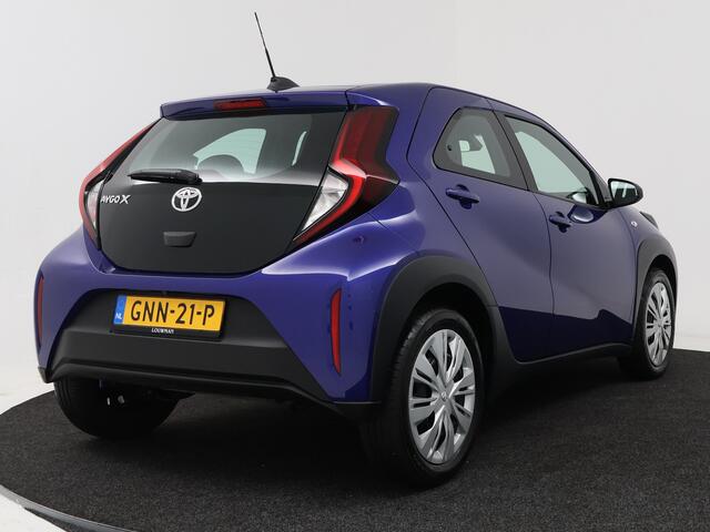 Toyota AYGO X 1.0 VVT-i MT Play | Apple CarPlay / Android Auto (Navigatie) | Camera | Airco |