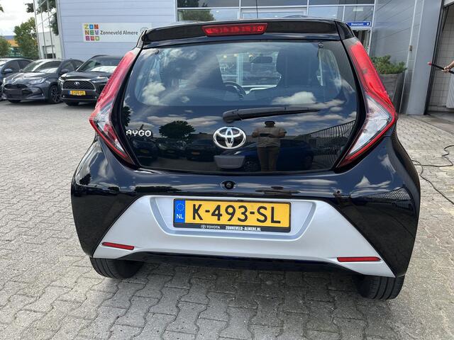 Toyota AYGO 1.0 VVT-i x-play