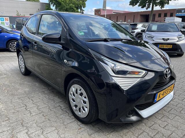 Toyota AYGO 1.0 VVT-i x-play