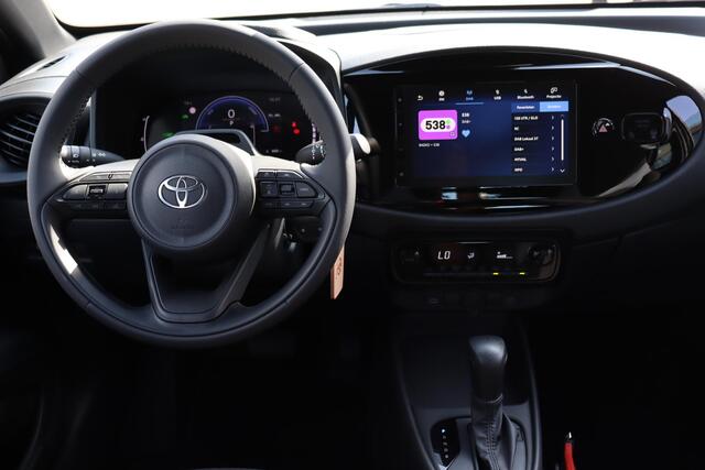 Toyota AYGO X Hybrid 115 play Apple carplay. Android auto.