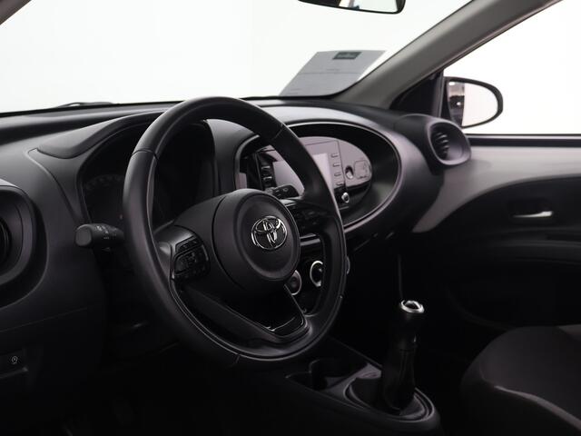 Toyota AYGO X 1.0 VVT-i MT Play | Dealer Onderhouden | Cruise Control Adaptive | Achteruitrijcamera | Airco | elektrische ramen voor | Elektrisch verstelbare spiegels |