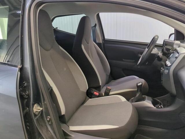 Toyota AYGO 1.0 VVT-i x-Play, Camera! Carplay! VERWACHT!!