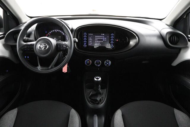 Toyota AYGO X 1.0 VVT-i MT Play | Apple Carplay/Android Auto |
