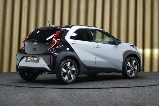 Toyota AYGO X Hybrid 115 pulse Easy Pack | Nieuw uit voorraad Leverbaar! | Adaptive-cruise | Camera | Clima | Maps Navigatie | Parkeersensoren V+A | Apple Carplay & Android Auto | Keyless | Stoelverwarming