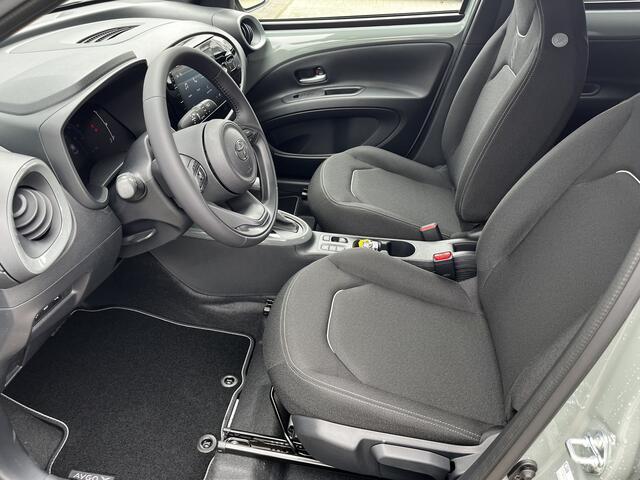 Toyota AYGO X Hybrid 115 pulse NIEUW SNEL RIJDEN