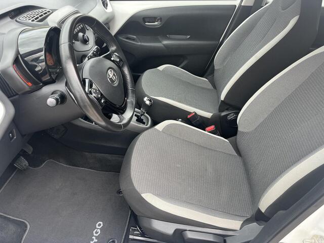 Toyota AYGO 1.0 VVT-i x-play | X-shift automaat | Bluetooth | Airconditioning |