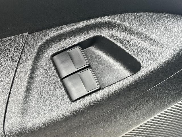 Toyota AYGO 1.0 VVT-i x-play | X-shift automaat | Bluetooth | Airconditioning |