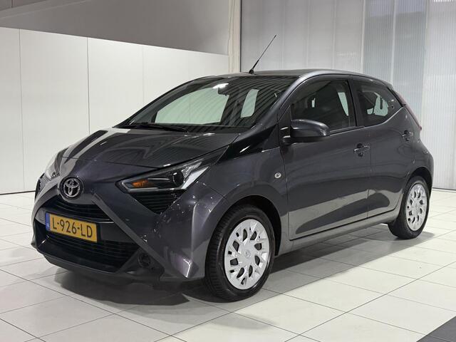 Toyota AYGO 1.0 VVT-i x-play limited