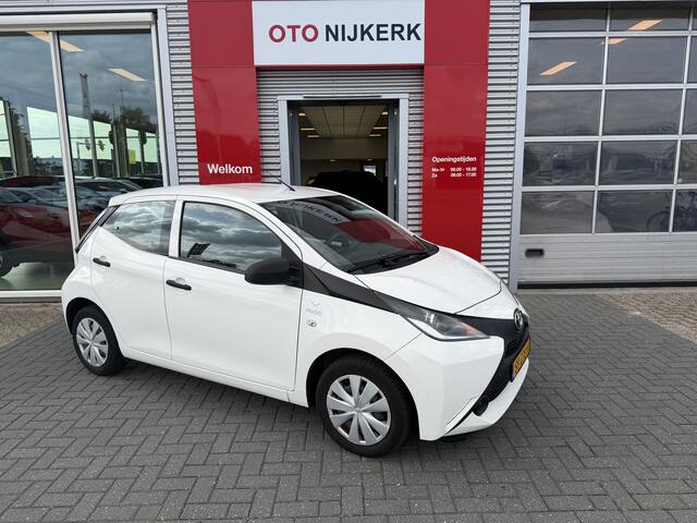 Toyota AYGO 1.0 VVT-i x-fun