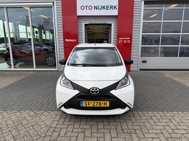 Toyota AYGO 1.0 VVT-i x-fun