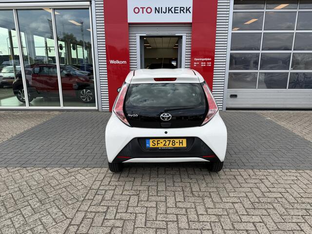 Toyota AYGO 1.0 VVT-i x-fun