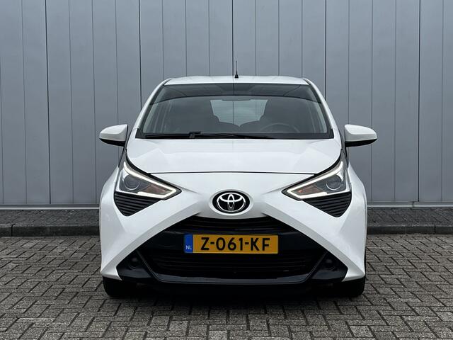 Toyota AYGO 1.0 VVT-i X-Play Apple Carplay Android Auto Airco