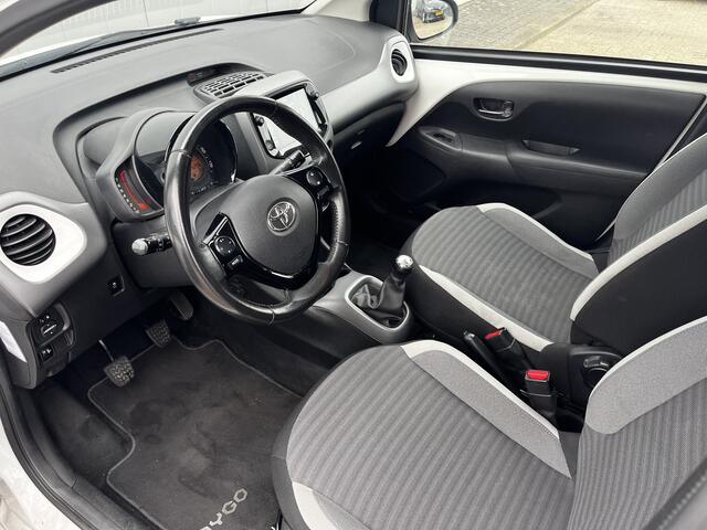 Toyota AYGO 1.0 VVT-i X-Play Apple Carplay Android Auto Airco
