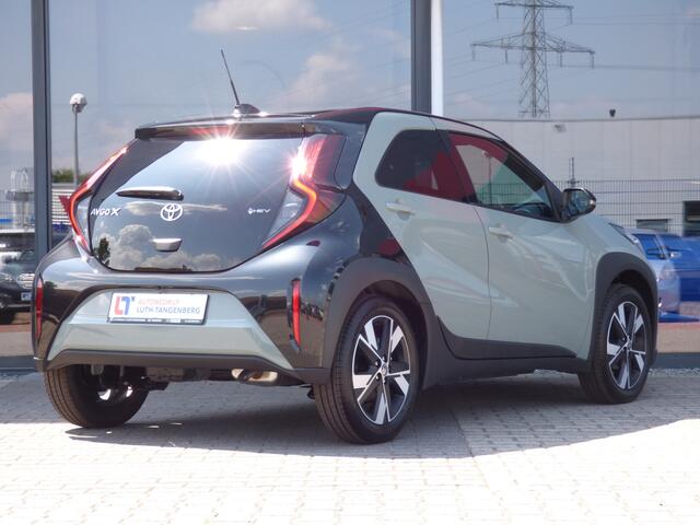 Toyota AYGO X Hybrid 115 pulse Bi Tone