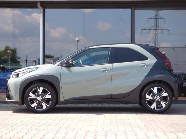 Toyota AYGO X Hybrid 115 pulse Bi Tone