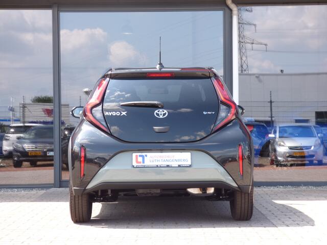 Toyota AYGO X Hybrid 115 pulse Bi Tone
