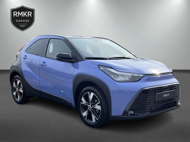 Toyota AYGO X Hybrid 115 Black Edition | Stoelverwarming | Park. Sensoren | AC