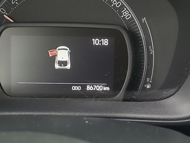 Toyota AYGO X 1.0 VVT-i MT Play 1e-Eig. & Keurig-Onderh. BOVAG-Garantie. NL-Auto.