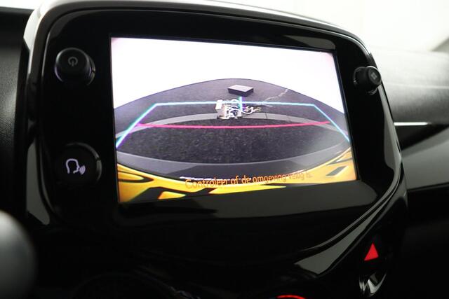Toyota AYGO 1.0 VVT-i x-cite | Cabrio | Apple Carplay/Android Auto | Airco | Lichtmetalen Velgen |