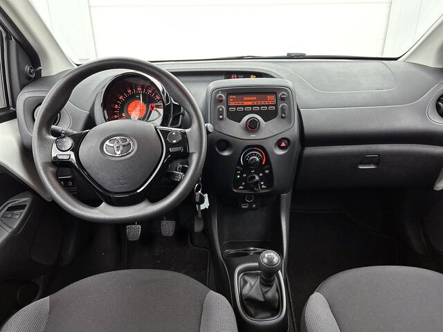 Toyota AYGO 1.0 VVT-i x-fun | Dealer onderhouden | Airco | Bluetooth | elektrische ramen voor | Speed limiter |