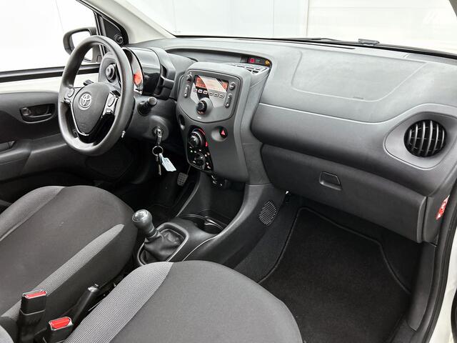 Toyota AYGO 1.0 VVT-i x-fun | Dealer onderhouden | Airco | Bluetooth | elektrische ramen voor | Speed limiter |