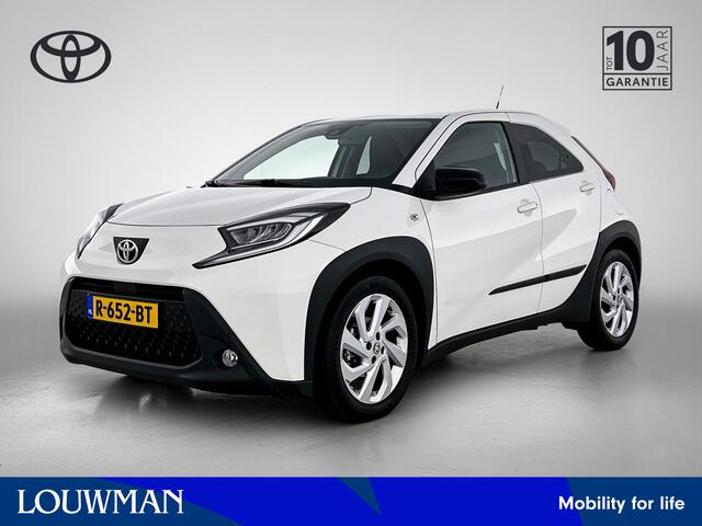 Toyota AYGO X 1.0 VVT-i MT first