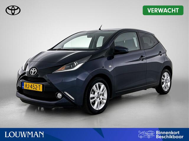 Toyota AYGO 1.0 VVT-i x-joy automaat | Dealer onderhouden | Climate control | DAB | Navigatie | Achteruitrijcamera | velgen | Elektrisch verstelbare spiegels | Elektrische ramen voor |