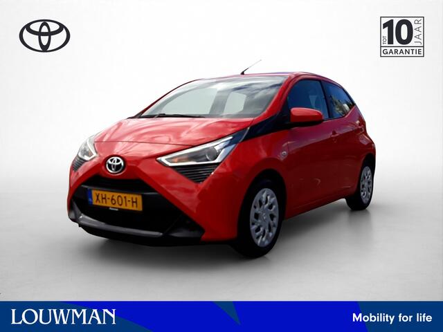 Toyota AYGO 1.0 VVT-i x-play | Dealer onderhouden | Apple CarPlay/Android Auto | Achteruitrijcamera | Airco | Elektrische ramen voor | Buitenspiegels elektrisch verstelbaar |