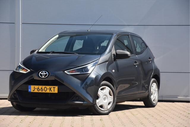 Toyota AYGO 1.0 VVT-i x-fun