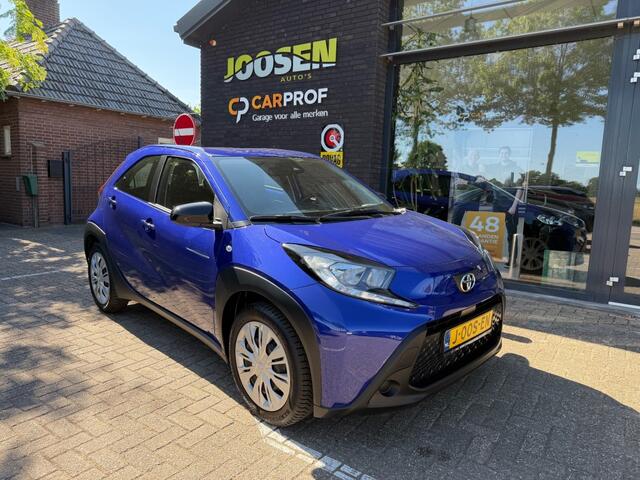 Toyota AYGO 1.0 VVT-I S-CVT PLAY