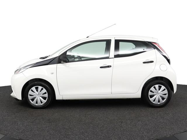 Toyota AYGO 1.0 VVT-i x-fun | Airco | Bluetooth telefonie en muziek streaming |