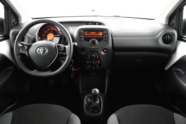 Toyota AYGO 1.0 VVT-i x-fun | Airco | Bluetooth telefonie en muziek streaming |