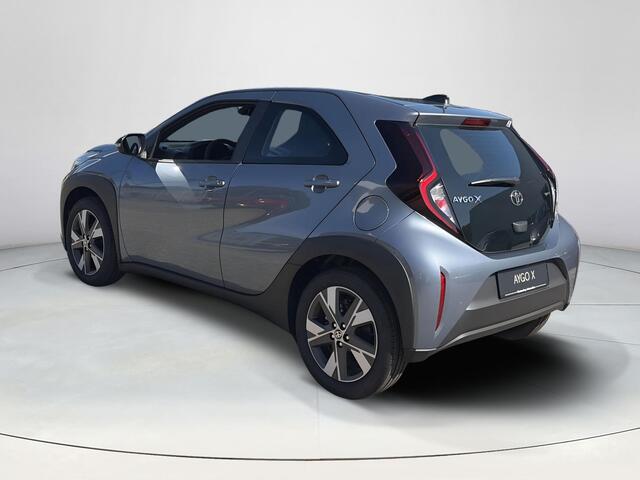 Toyota AYGO X Hybrid 115 play GO