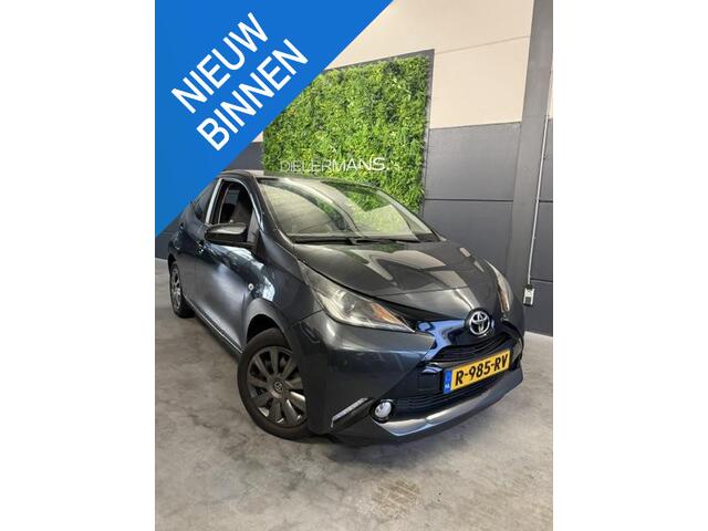 Toyota AYGO 1.0 VVT-i x | 5 deurs | Camera | Airco | Electro Grey | MEER FOTOS VOLGEN